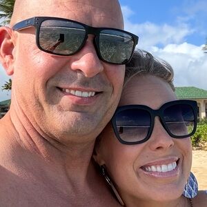 Meet your Posher, Carrie